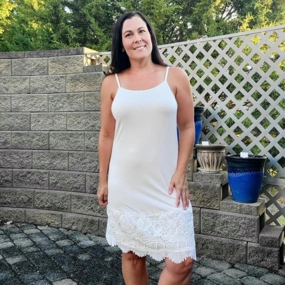 Off White New Scalloped Guipure Lace Dress Extender - Picture 4 of 7